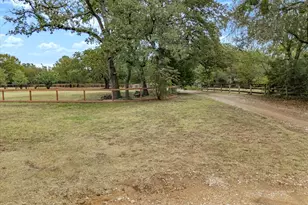 1025 Burchbury Trail, Argyle, TX 76226 - Photo 32