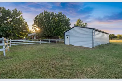 9861 Jim Christal Road, Denton, TX 76249 - Photo 28