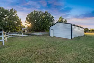 9861 Jim Christal Rd, Denton, TX 76249 - Photo 28