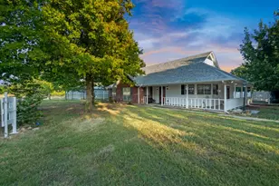9861 Jim Christal Rd, Denton, TX 76249 - Photo 4