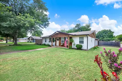 745 Pinehurst Drive, Richardson, TX 75080 - Photo 2