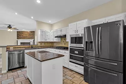 6906 Graham Drive, Rowlett, TX 75089 - Photo 6