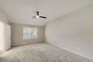 11 Wineberry Pl, The Woodlands, TX 77382 - Photo 10