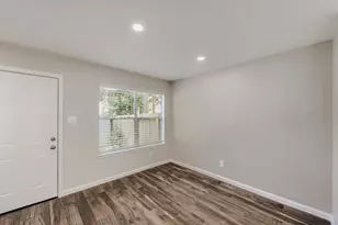 11 Wineberry Pl, The Woodlands, TX 77382 - Photo 6