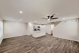 11 Wineberry Pl, The Woodlands, TX 77382 - Photo 4