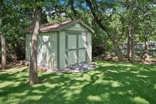 900 Coral Cove, Oak Point, TX 75068 - Photo 36