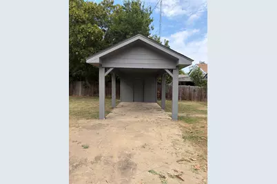 2025 Lyle Avenue, Waco, TX 76708 - Photo 4