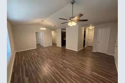 2025 Lyle Avenue, Waco, TX 76708 - Photo 16