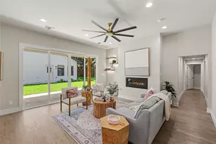 14018 Tanglewood Dr, Farmers Branch, TX 75234 - Photo 10