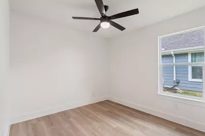 212 W Madison Street, Hillsboro, TX 76645 - Photo 16