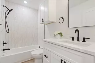 212 W Madison St, Hillsboro, TX 76645 - Photo 20