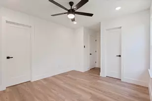 212 W Madison St, Hillsboro, TX 76645 - Photo 16