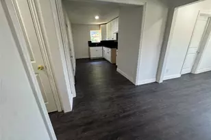 3705 Marshall Dr, Dallas, TX 75210 - Photo 4