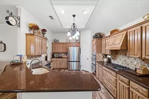 2117 Pinwood Cir, Arlington, TX 76001 - Photo 20