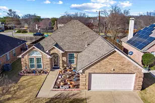 2117 Pinwood Cir, Arlington, TX 76001 - Photo 4