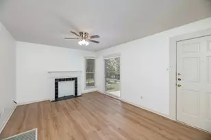 8639 San Benito Way, Dallas, TX 75218 - Photo 6
