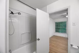 8639 San Benito Way, Dallas, TX 75218 - Photo 14
