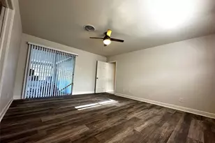 618 Brook Valley Ln, Dallas, TX 75232 - Photo 6