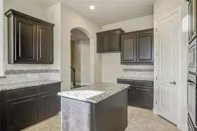 7592 Plowman Lane, Frisco, TX 75035 - Photo 10