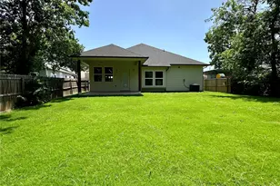 2312 Morgan St, Greenville, TX 75401 - Photo 16