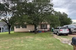9881 Sycamore Dr, Little Elm, TX 75068 - Photo 1