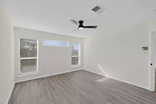 714 Ashbrook Ct, Euless, TX 76039 - Photo 16