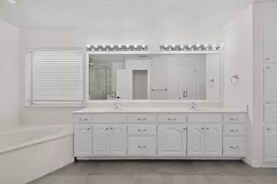 714 Ashbrook Ct, Euless, TX 76039 - Photo 20