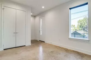 2128 Ashby St, Dallas, TX 75204 - Photo 2