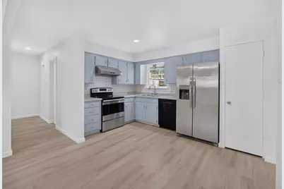 2210 Sycamore Drive, Arlington, TX 76013 - Photo 6