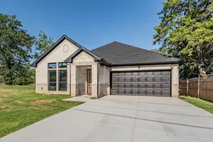 1507 Langston St, Fort Worth, TX 76105 - Photo 1