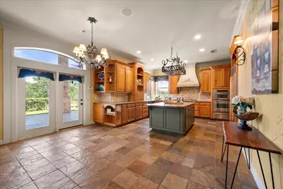 1019 Walnut Falls Circle, Mansfield, TX 76063 - Photo 8