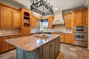 1019 Walnut Falls Cir, Mansfield, TX 76063 - Photo 14