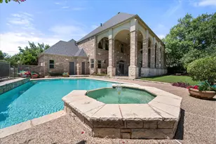 1019 Walnut Falls Cir, Mansfield, TX 76063 - Photo 6