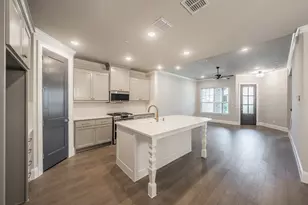 305 Sunset Ln, Fort Worth, TX 76114 - Photo 8