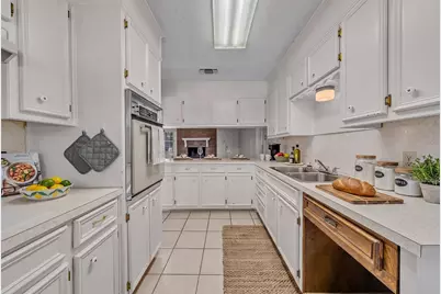 3256 Village Park Drive, Waco, TX 76708 - Photo 14