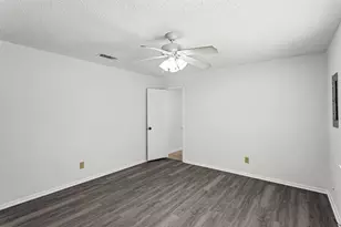 529 Georgetown Dr, Everman, TX 76140 - Photo 14
