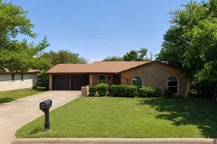 529 Georgetown Dr, Everman, TX 76140 - Photo 1