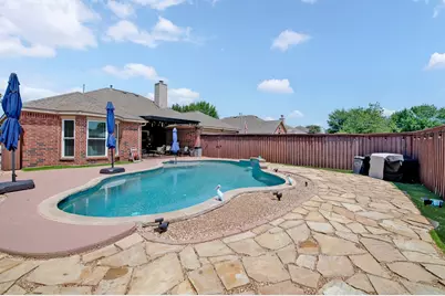 805 Kathryn Drive, Lewisville, TX 75067 - Photo 8