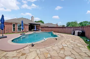 805 Kathryn Dr, Lewisville, TX 75067 - Photo 8