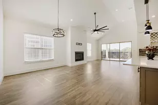 8832 Vermillion St, North Richland Hills, TX 76180 - Photo 6