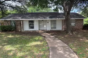 354 Brookview Dr, Garland, TX 75043 - Photo 1