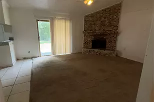 354 Brookview Dr, Garland, TX 75043 - Photo 6
