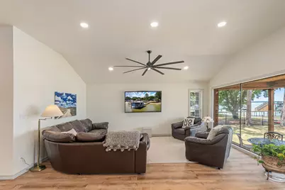 339 Admiral Drive, Gun Barrel City, TX 75156 - Photo 16