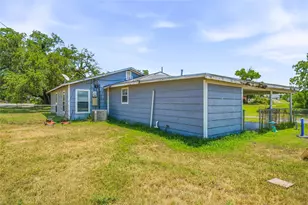 416 E Rd, Stephenville, TX 76401 - Photo 22