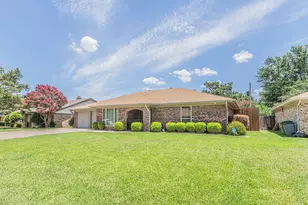 5532 Misty Meadow Dr, North Richland Hills, TX 76180 - Photo 1