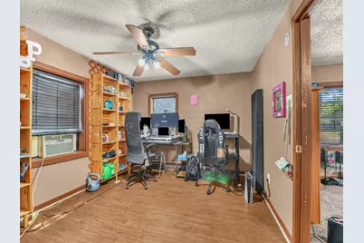 4805 Parrish Road, Haltom City, TX 76117 - Photo 28