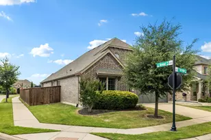 750 Harrington Ln, Celina, TX 75009 - Photo 2