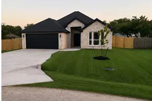 103 Virginia Dr, Palmer, TX 75152 - Photo 2