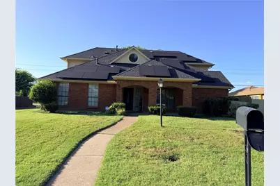 916 Manor Drive, DeSoto, TX 75115 - Photo 1