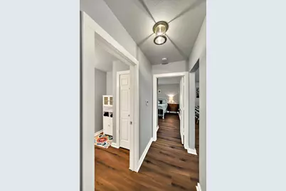 4221 Sanger Avenue, Waco, TX 76710 - Photo 28